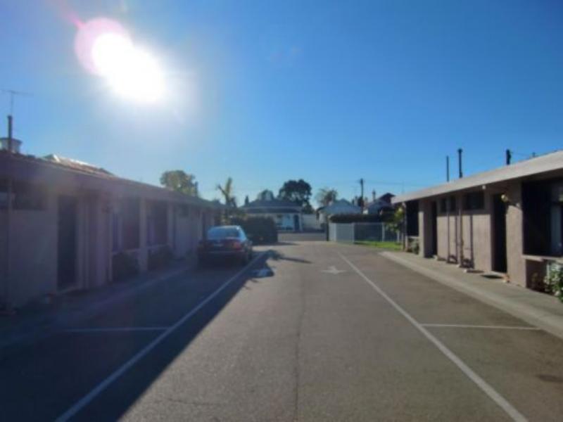Castle Motel Bairnsdale Exteriör bild